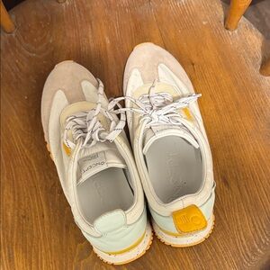 ONCEPT Women's Cream and Yellow Sneakers
